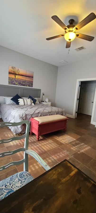 Hill Country Haute N Haus Relax And Renew Fischer Εξωτερικό φωτογραφία