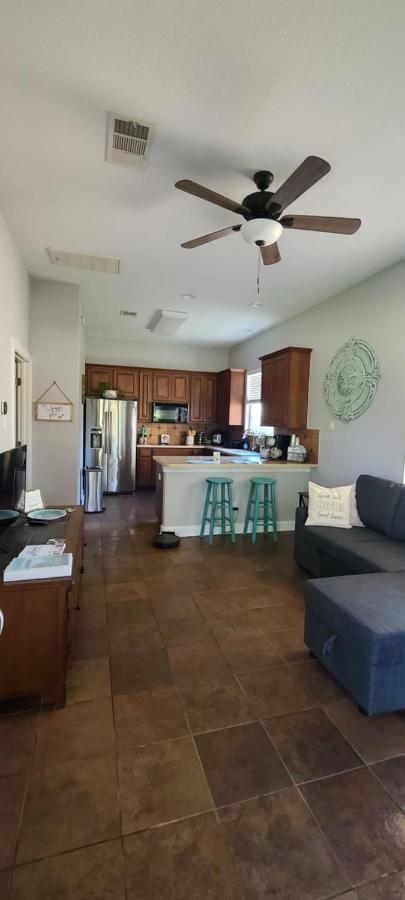 Hill Country Haute N Haus Relax And Renew Fischer Εξωτερικό φωτογραφία